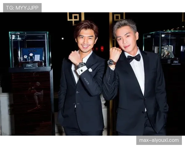 范迪克居然连普通披萨都小心翼翼吃，真以为他是电影里的绅士吗？